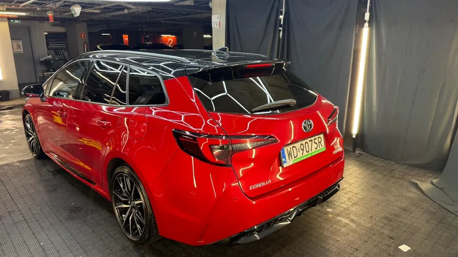 TOYOTA Corolla -