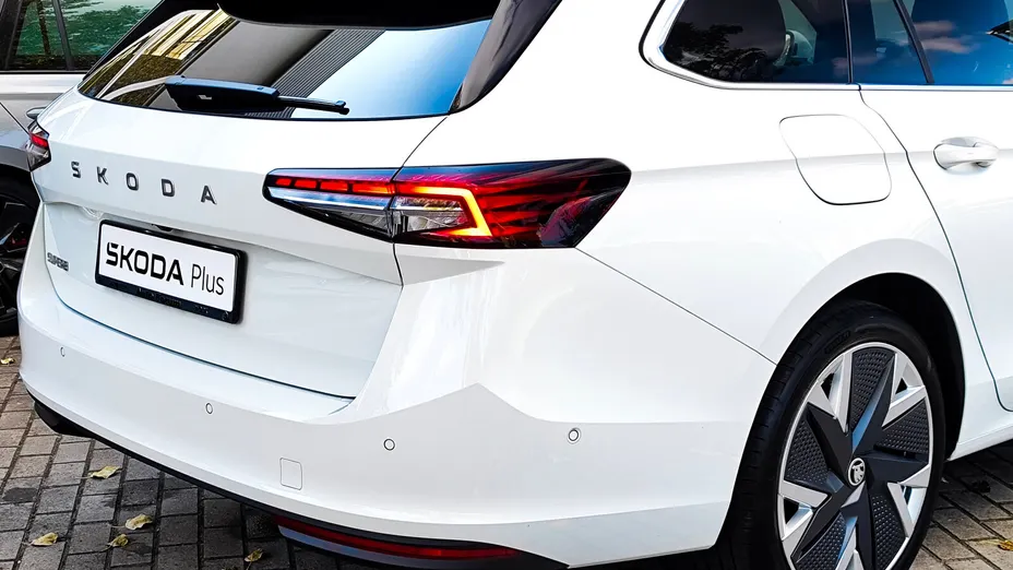 SKODA Superb Superb 1.5 TSI mHEV Selection DSG