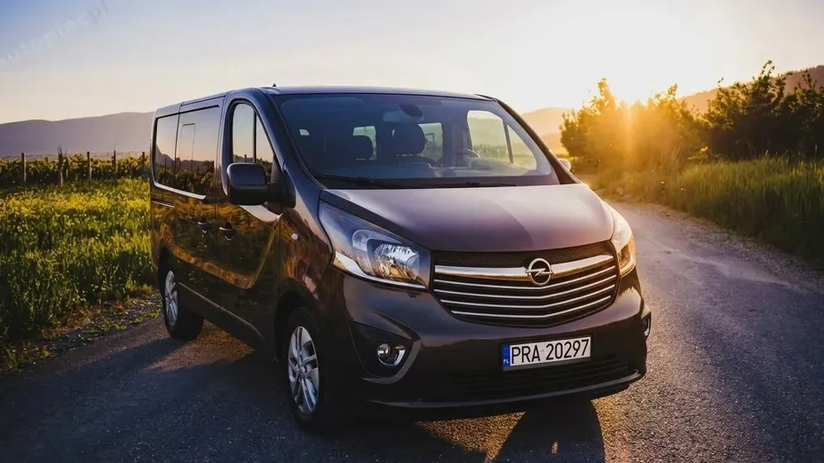 OPEL Vivaro -