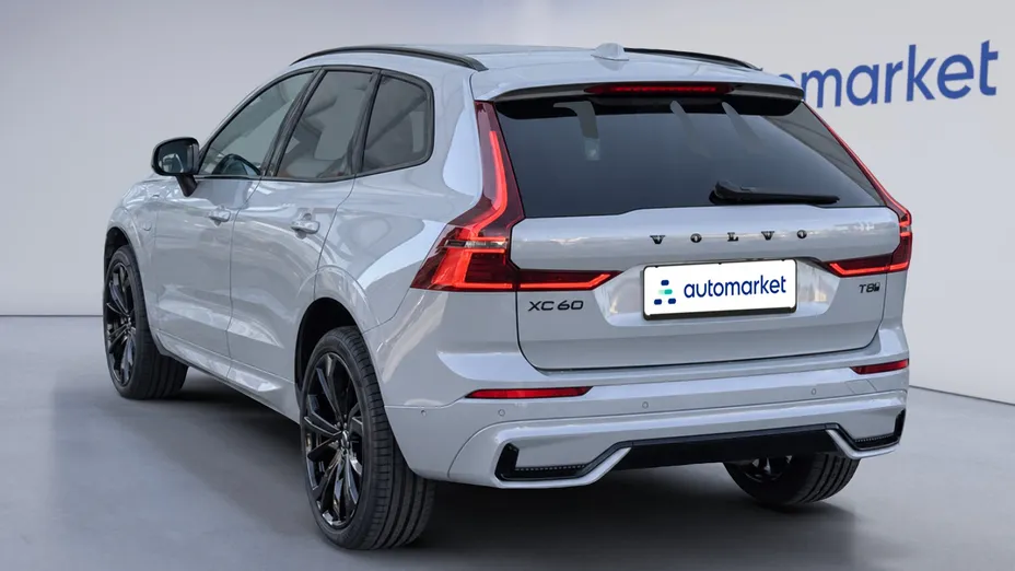 VOLVO XC60 XC60 T8 Plug-In Hybrid AWD Ultra Black Edition aut