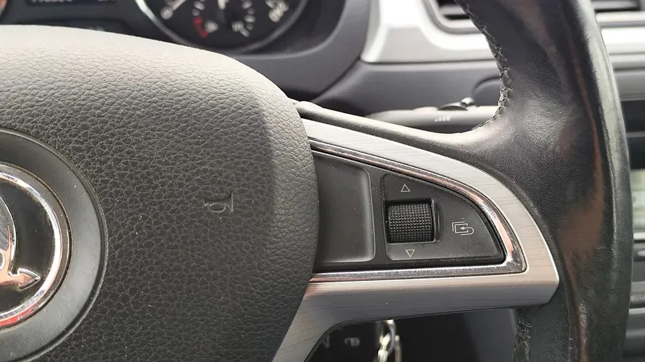 SKODA Rapid Rapid 1.2 Ambition