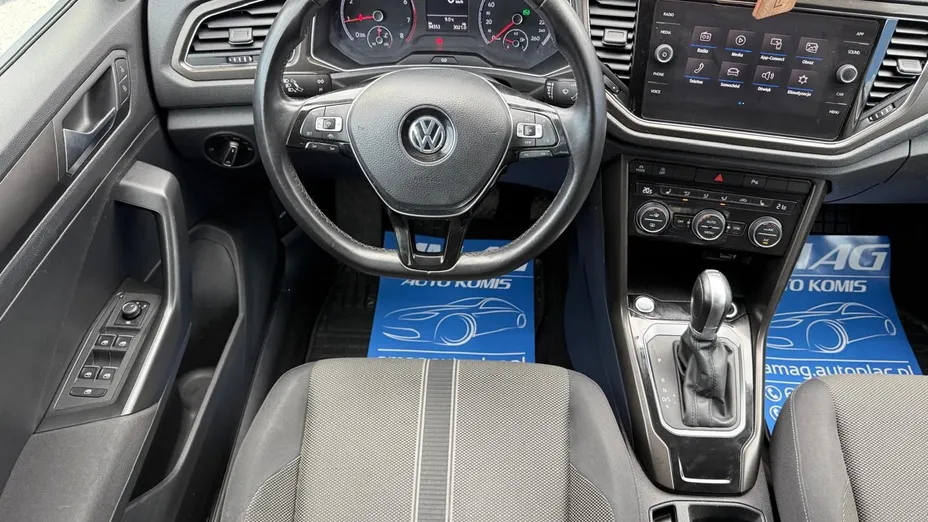 VOLKSWAGEN T-ROC -