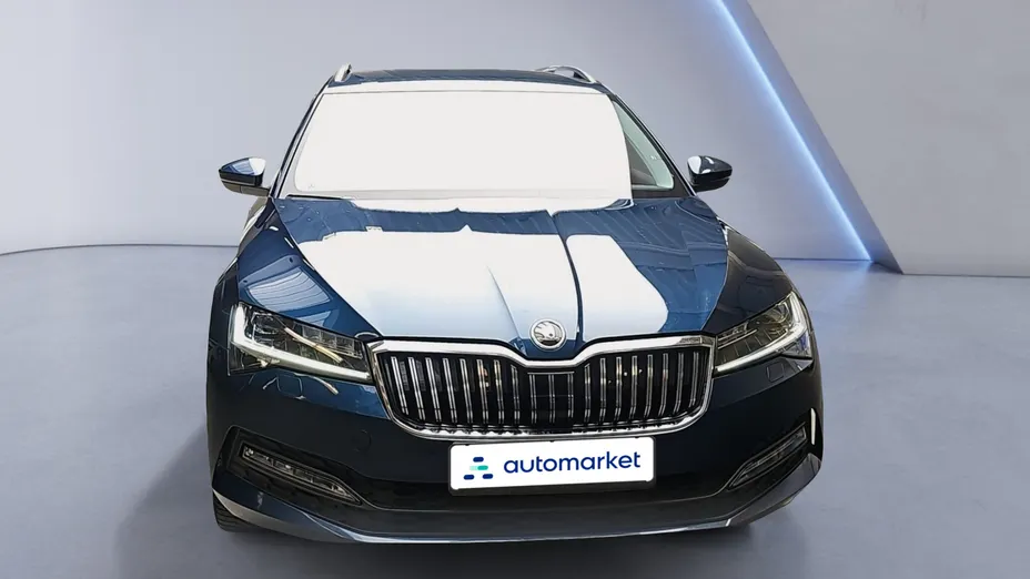 SKODA Superb Superb 2.0 TDI SCR Ambition