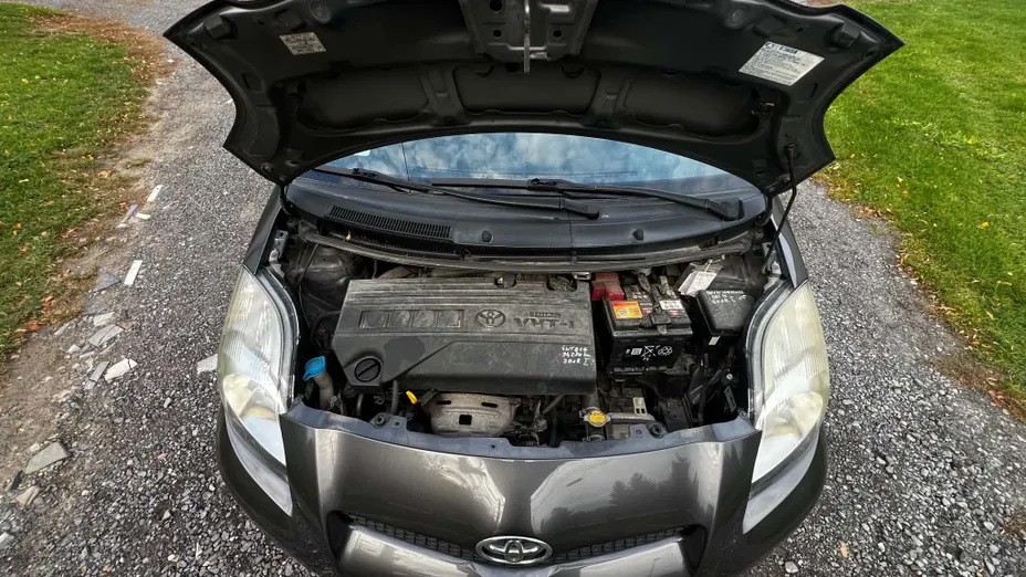 TOYOTA Yaris Yaris 1.33 Terra