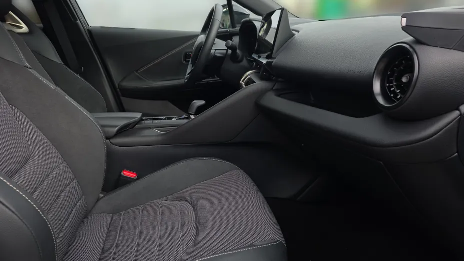 TOYOTA C-HR C-HR 2.0 PHEV Dynamic Force Executive