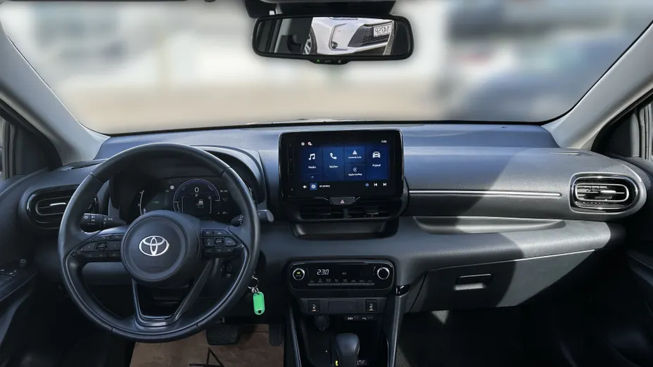 TOYOTA Yaris Yaris Hybrid 1.5 Style