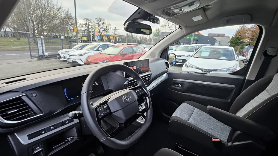 TOYOTA Proace Verso Proace Verso 2.0 D4-D Long Family aut