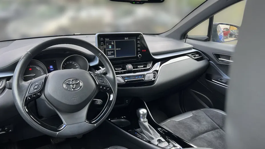 TOYOTA C-HR C-HR 2.0 Hybrid Selection