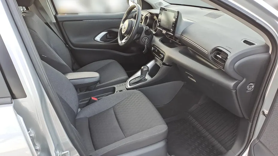 TOYOTA Yaris Yaris Hybrid 1.5 Comfort