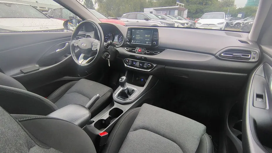 HYUNDAI i30 i30 1.0 T-GDI Smart