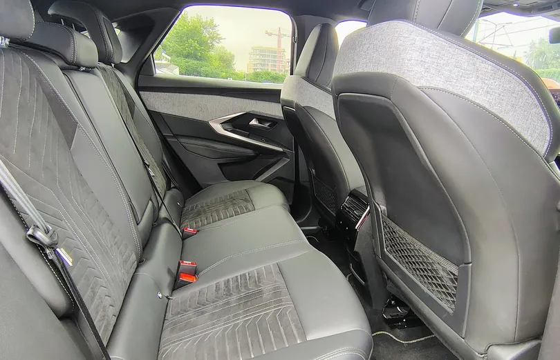 PEUGEOT 3008 3008 1.2 PureTech mHEV GT S&S e-DCS6
