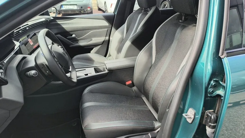 PEUGEOT 308 308 1.2 PureTech Allure S&S EAT8