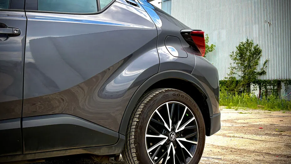 TOYOTA C-HR C-HR 1.8 Hybrid Comfort