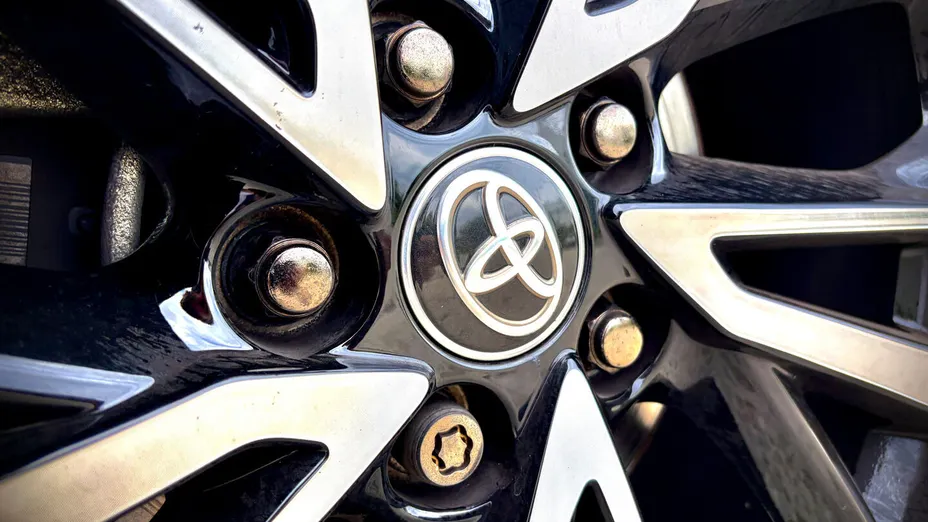 TOYOTA C-HR C-HR 1.8 Hybrid Executive