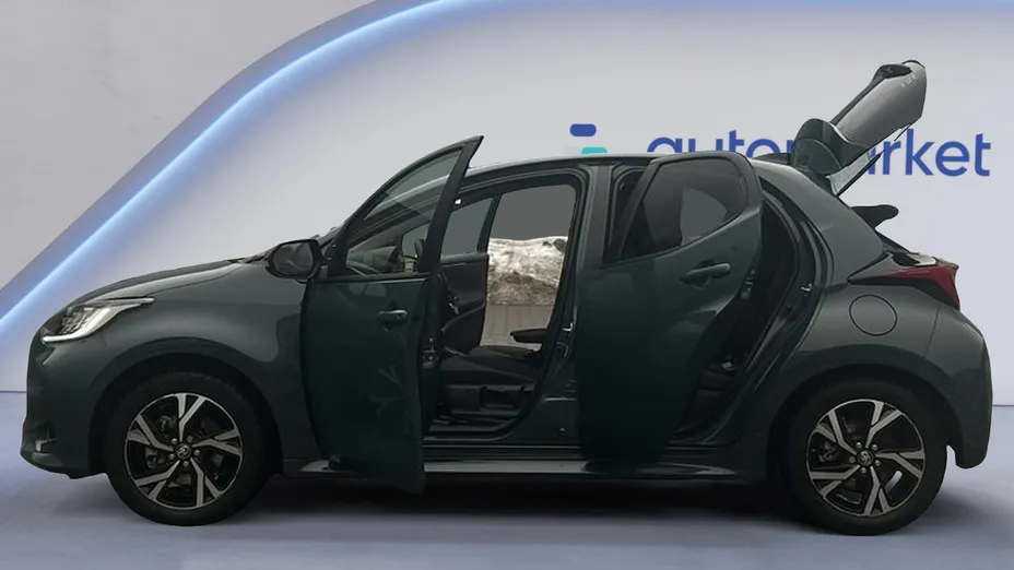 TOYOTA Yaris Yaris Hybrid 1.5 Style