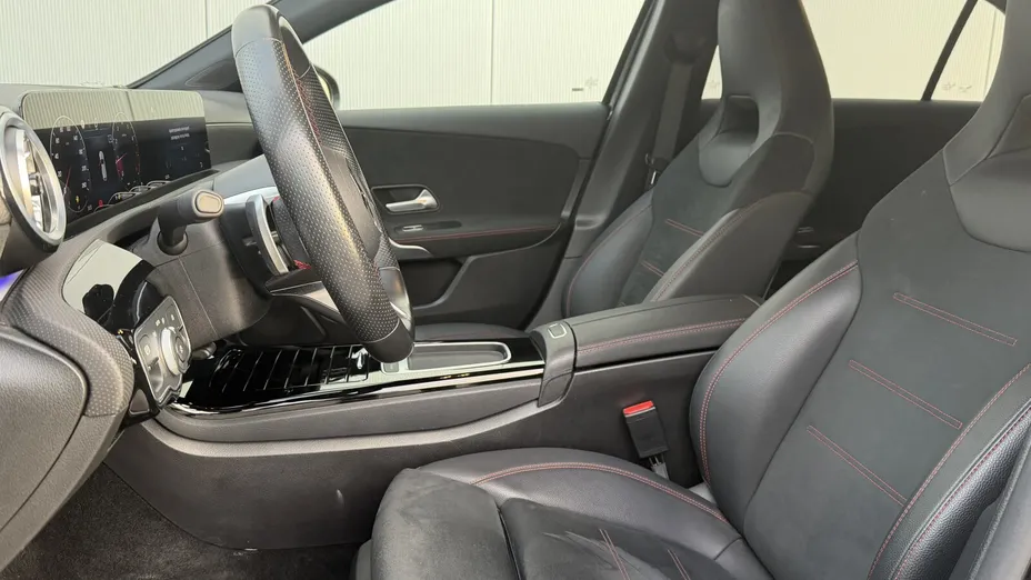 MERCEDES-BENZ A Klasa A 200 AMG Line 7G-DCT
