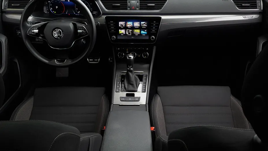 SKODA Superb Superb 2.0 TDI SCR 4x4 Scout DSG