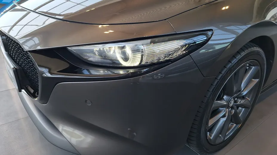 MAZDA 3 3 2.0 mHEV Hikari