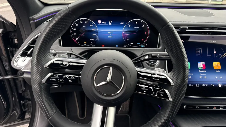 MERCEDES-BENZ E Klasa E 220 d mHEV 4-Matic AMG 9G-Tronic