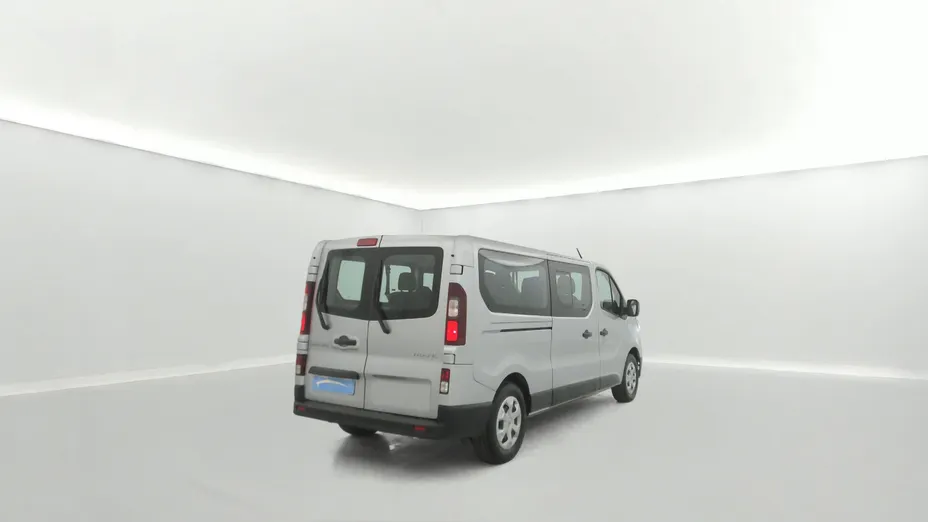 RENAULT Trafic -