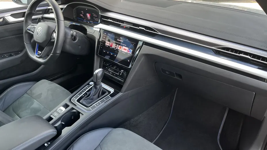 VOLKSWAGEN Arteon Arteon 2.0 TSI 4Motion R DSG