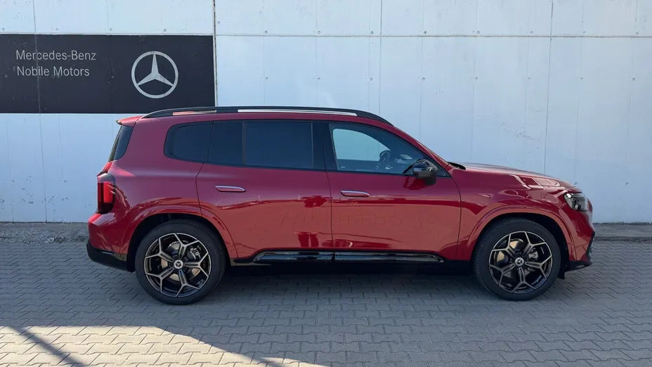 MERCEDES-BENZ GLB -