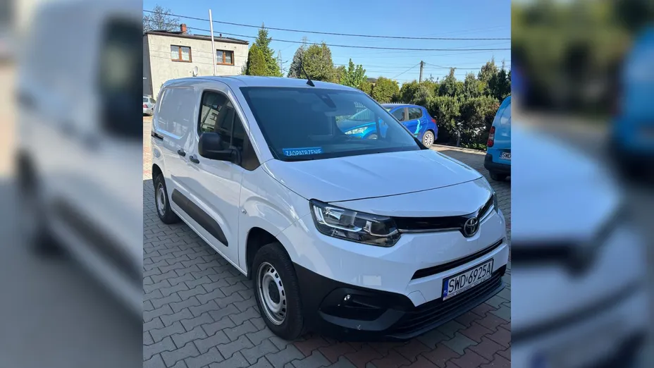 TOYOTA Proace City Proace City 1.5 D-4D Standard 2,4t Active