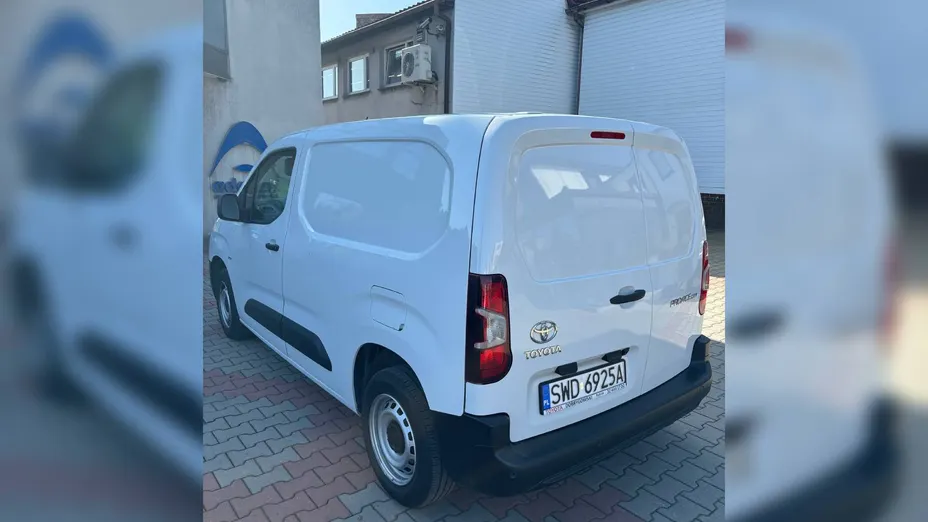 TOYOTA Proace City Proace City 1.5 D-4D Standard 2,0t Active
