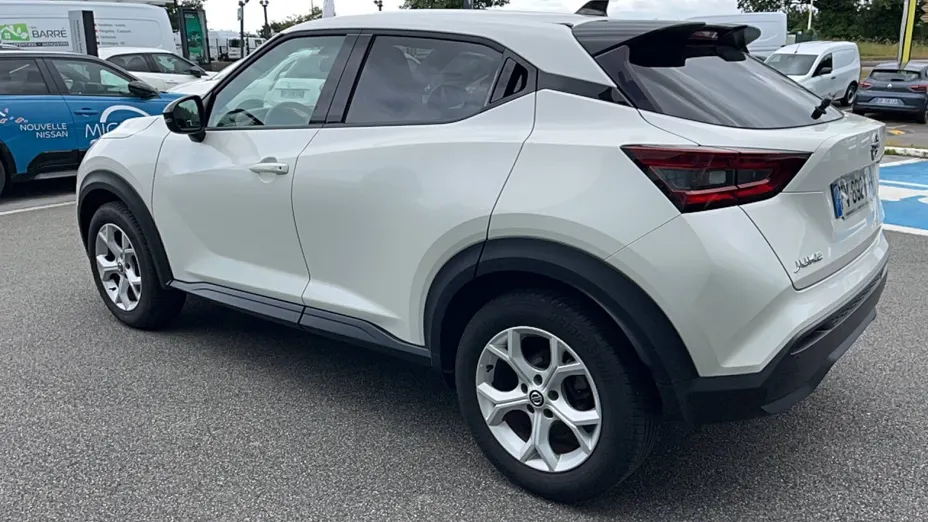 NISSAN Juke -
