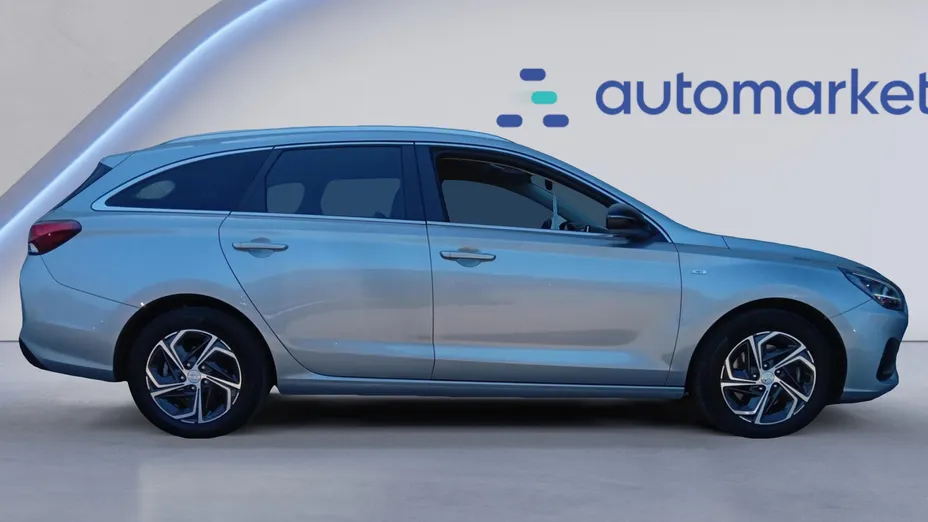 HYUNDAI i30 i30 1.5 T-GDI 48V Smart