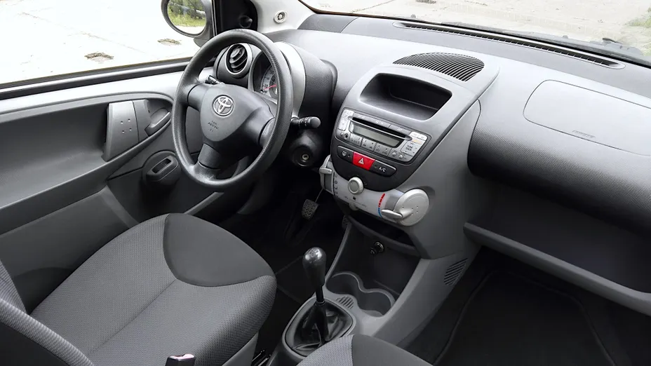 TOYOTA Aygo Aygo 1.0 VVT-i Sol