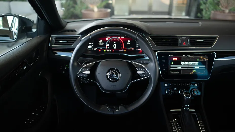 SKODA Superb Superb 2.0 TDI SCR 4x4 L&K DSG