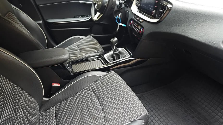 KIA Cee'd Ceed 1.5 T-GDI L