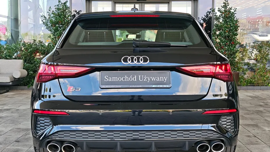 AUDI S3 Sportback -