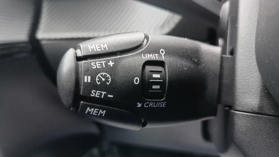 PEUGEOT 208 208 1.5 BlueHDi Allure Pack S&S