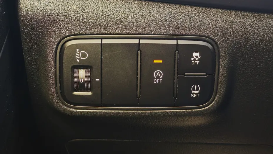 HYUNDAI i20 i20 1.2 Pure