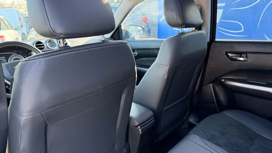 SUZUKI Vitara -