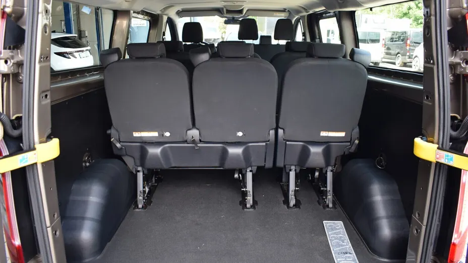 FORD Transit Custom Transit Custom Kombi 320 L2H1 Trend