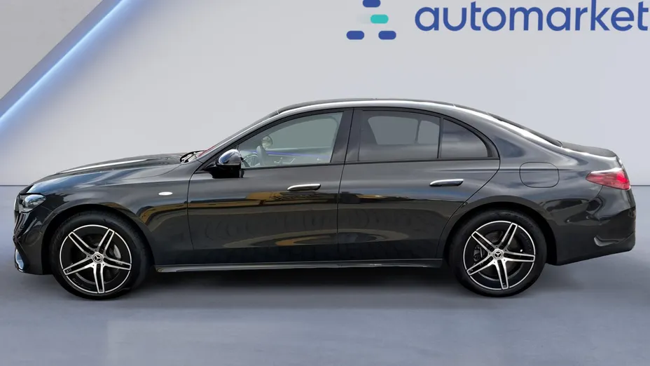 MERCEDES-BENZ E Klasa E 300 de PHEV 4-Matic AMG 9G-Tronic