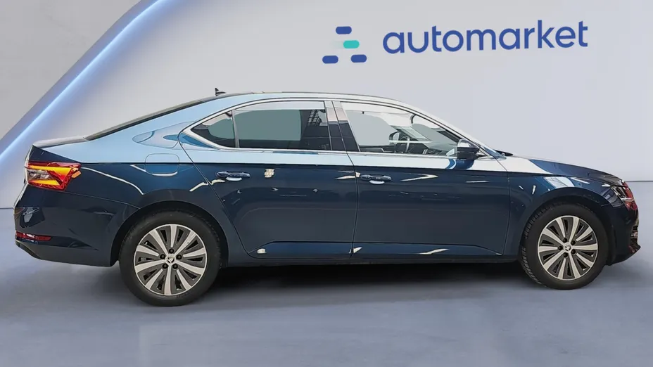 SKODA Superb Superb 2.0 TDI SCR Style DSG