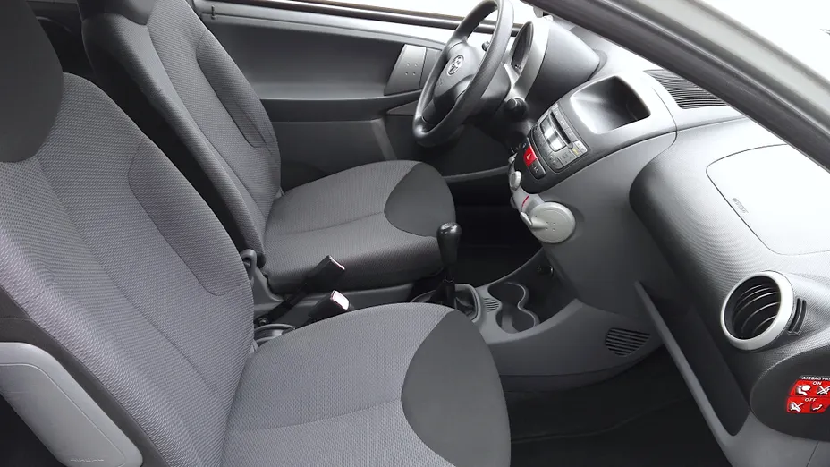 TOYOTA Aygo Aygo 1.0 VVT-i Sol