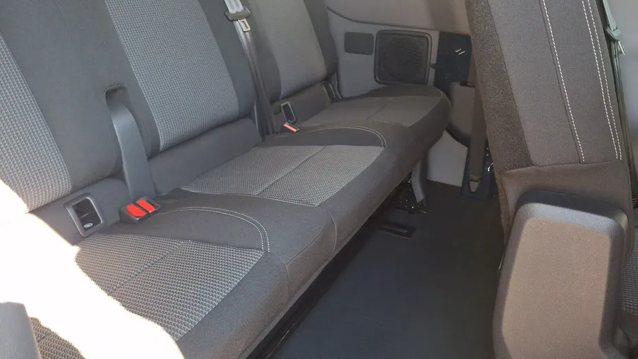 VOLKSWAGEN Transporter Transporter Kombi TDI L2H1 M1 Nowy