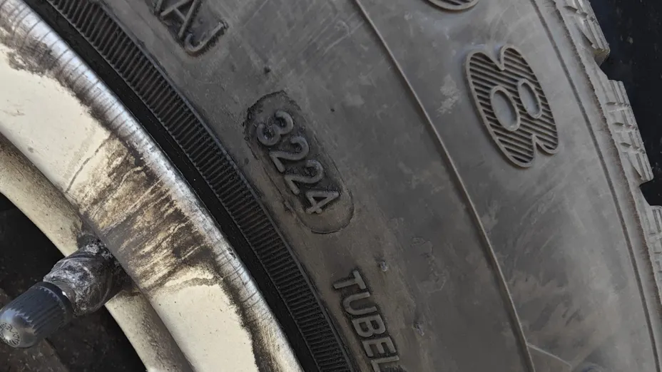 TOYOTA Avensis Avensis 2.0 D-4D Sol plus+NAVI