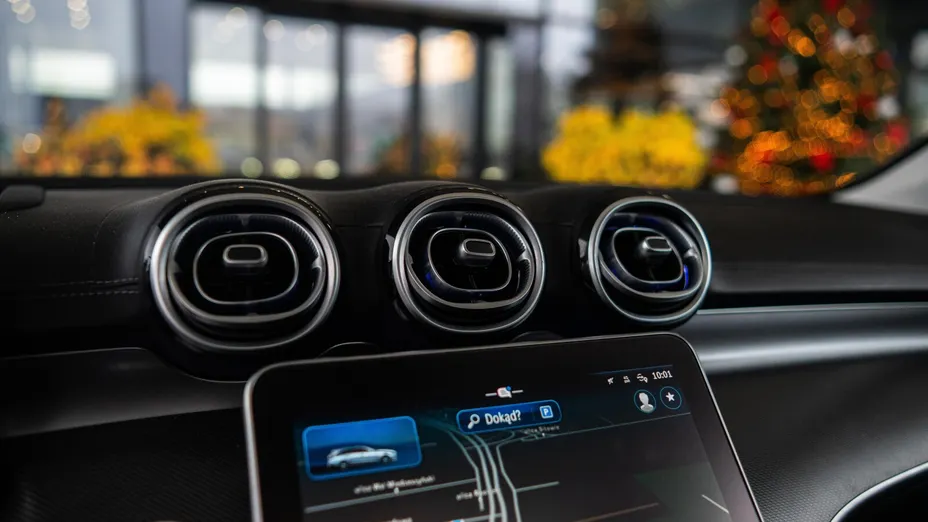 MERCEDES-BENZ C Klasa C 200 mHEV AMG