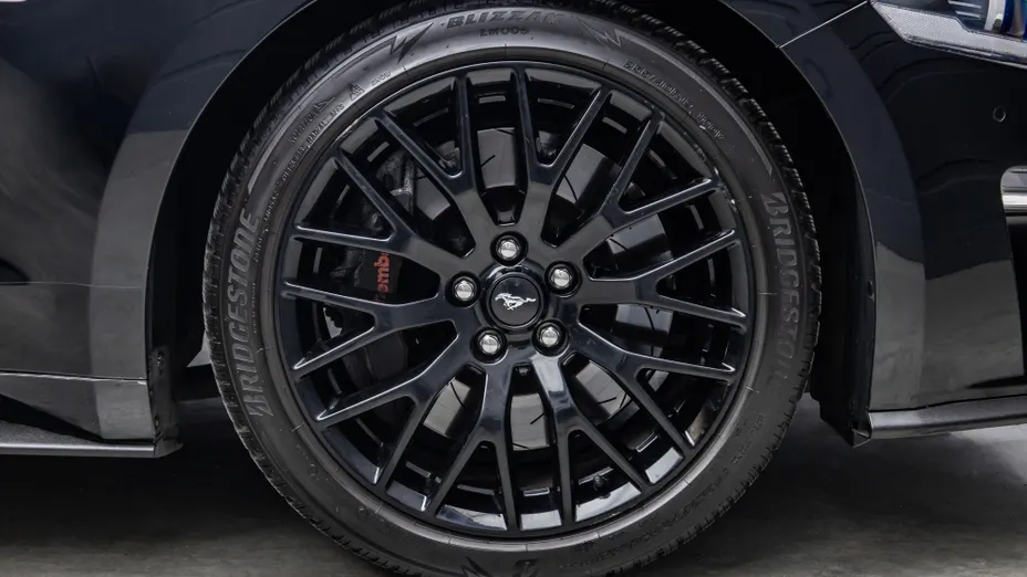 FORD Mustang Mustang 5.0 V8 GT aut