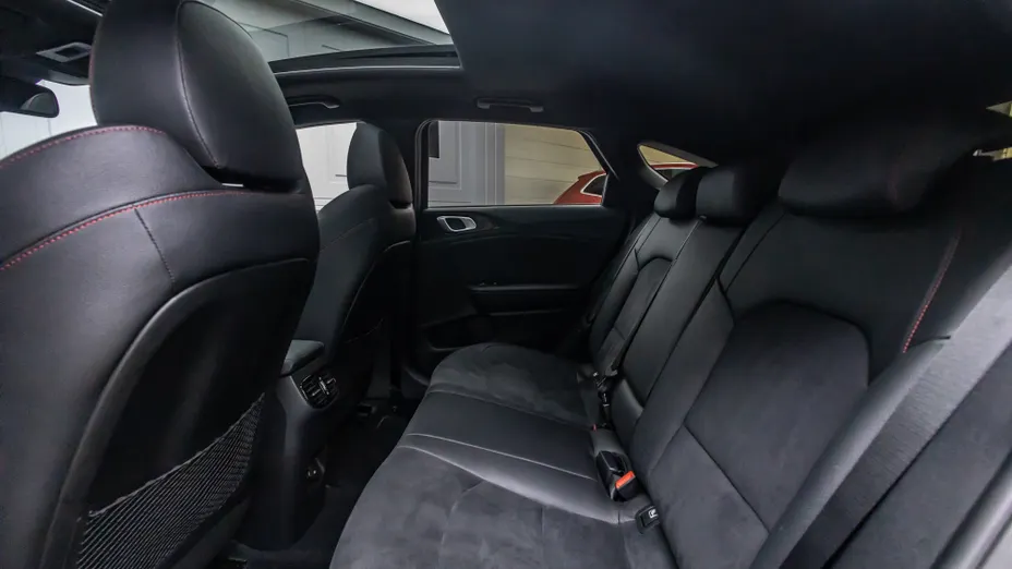 KIA ProCeed ProCeed 1.6 T-GDI GT DCT