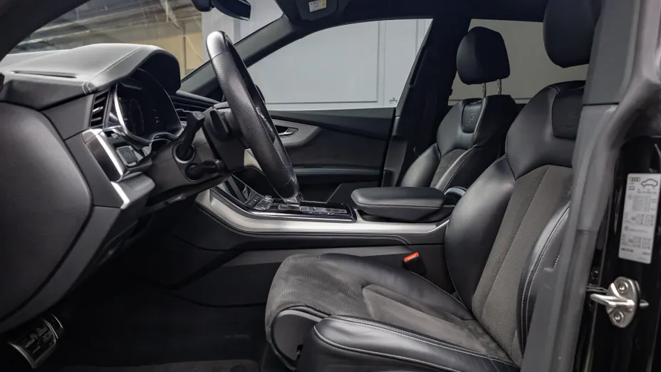 AUDI Q8 / E-Tron Q8 50 TDI mHEV Quattro Black Edition Tiptronic