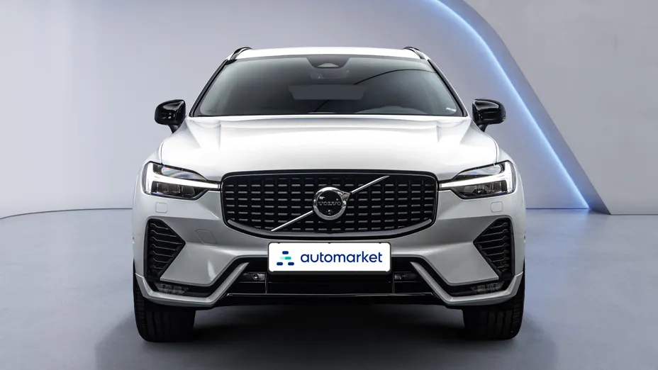 VOLVO XC60 XC60 B4 D AWD Plus Dark aut