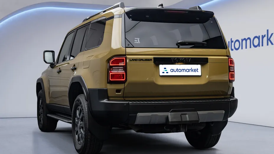 TOYOTA Land Cruiser LC 2.8 D-4D Invincible aut