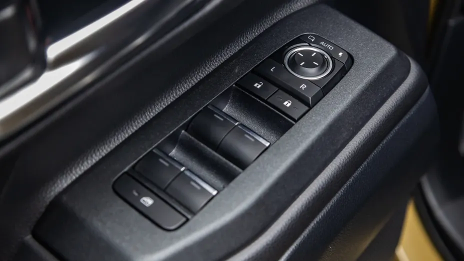 TOYOTA Land Cruiser LC 2.8 D-4D Invincible aut